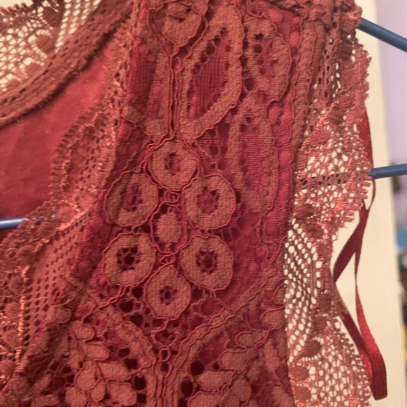 Lace Tank Top Solitaire - Picture 10 of 12